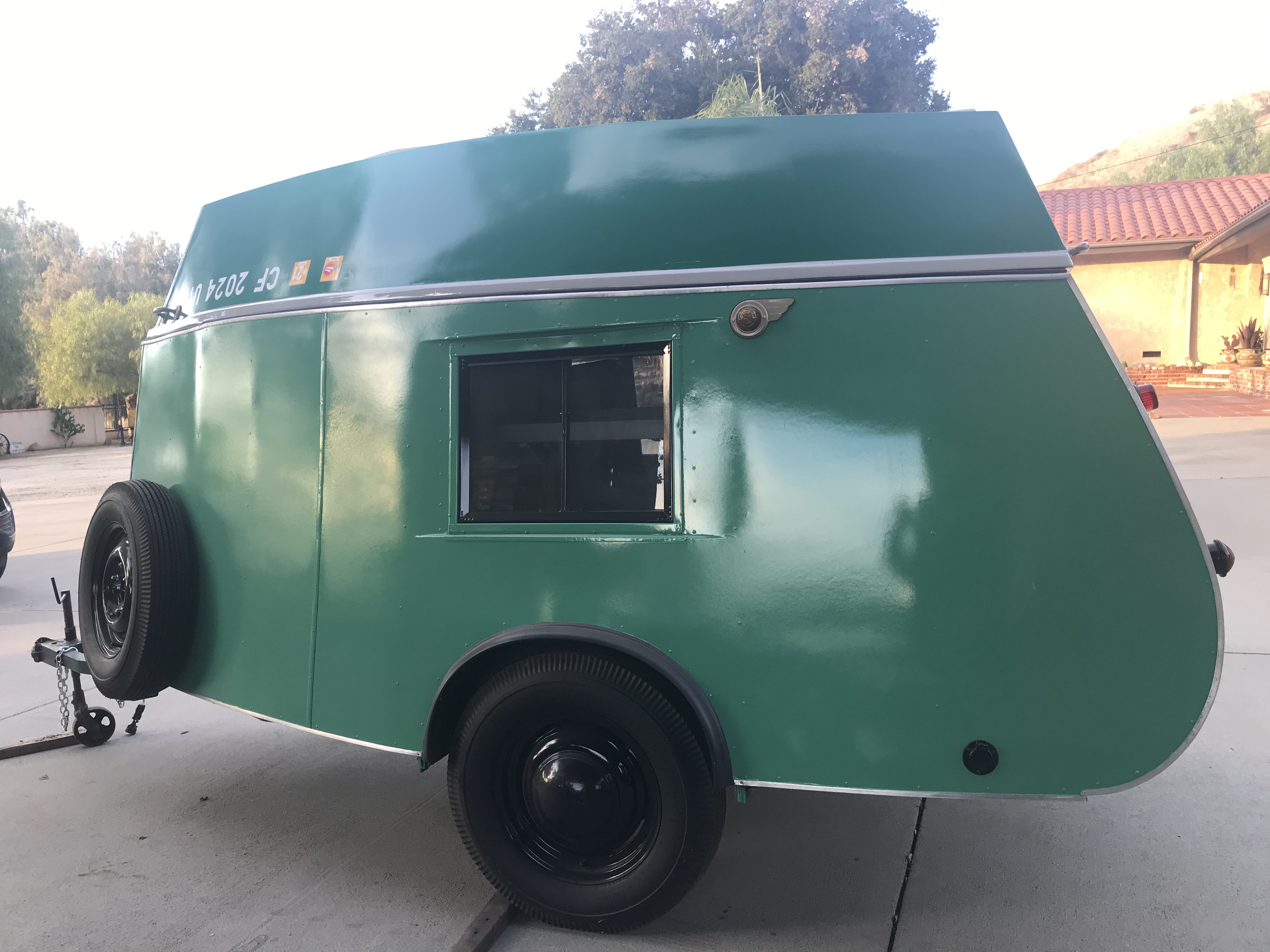 side view trailer