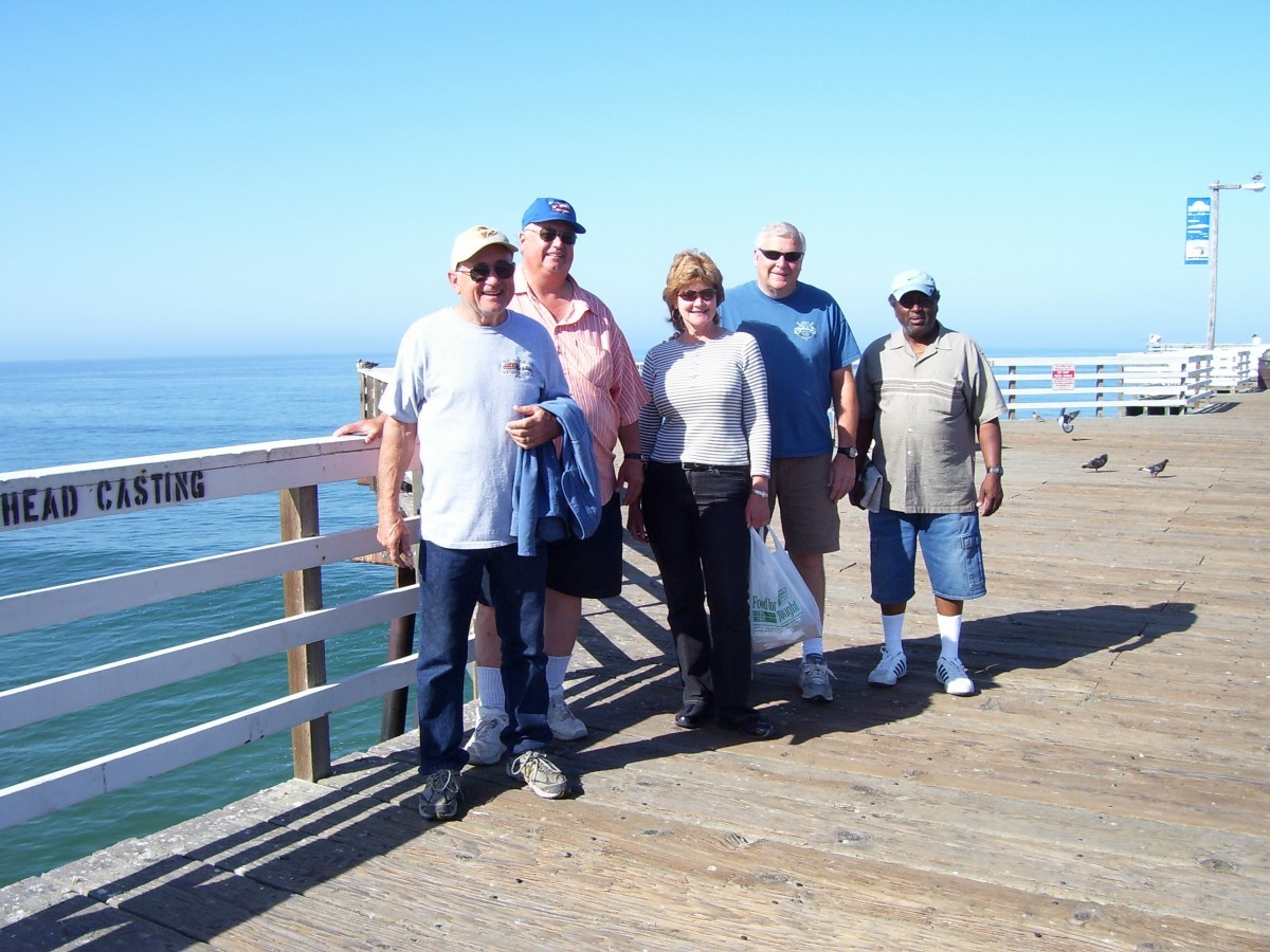 Another walk on the pier and cinnamon rolls for breakfast in town