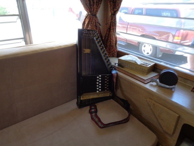 autoharp