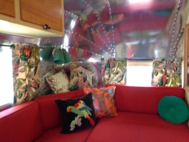 Mike & Amy's 1958 Silver Streak Jet Interior