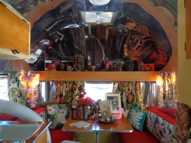 Mike & Amy's 1958 Silver Streak Jet Interior