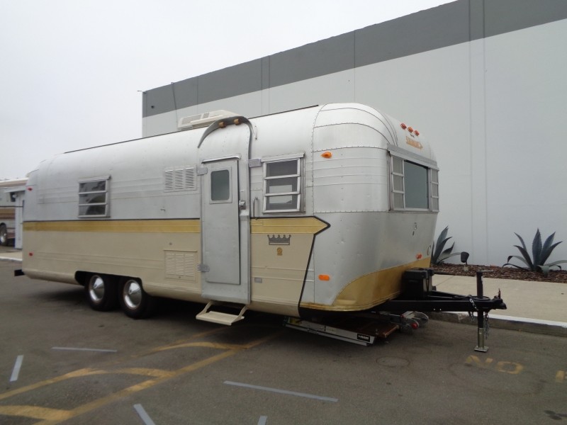 1968 Streamline Regency