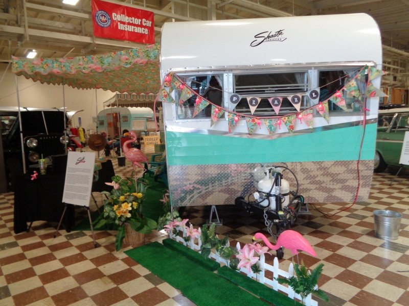 Tesha & Justin's 2015 Shasta Retro