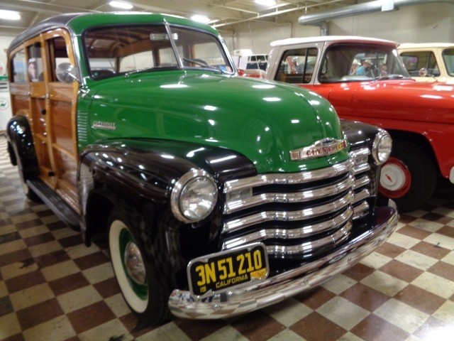 1952 Chevy Suburban