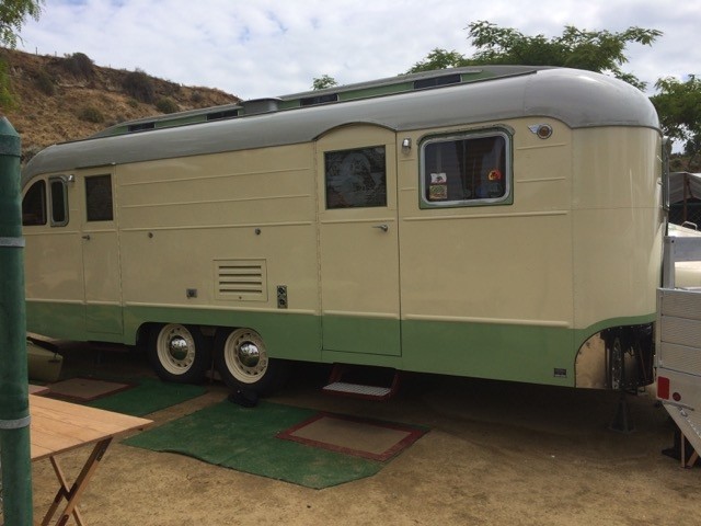 Chuck & Toni's 1950 Westcraft Coronado Pullman