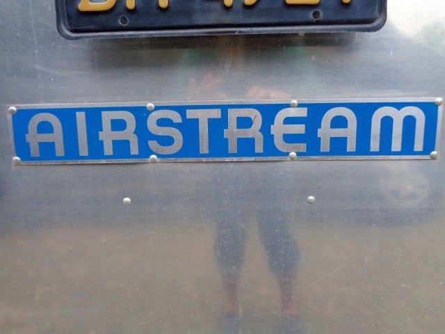 Airstream emblem