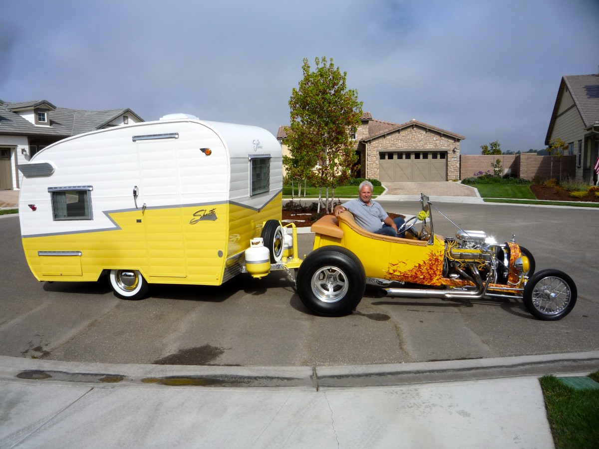 1962 SHASTA COMPACT
1923 T Bucket
Tim & Shelly Fletcher
Nipomo, California