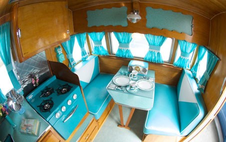 1956 SHASTA 1200
Jennings