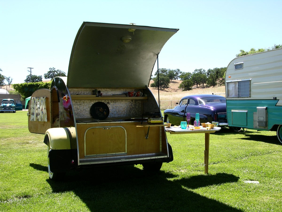 1946 KIT TEARDROP
Rodrigues