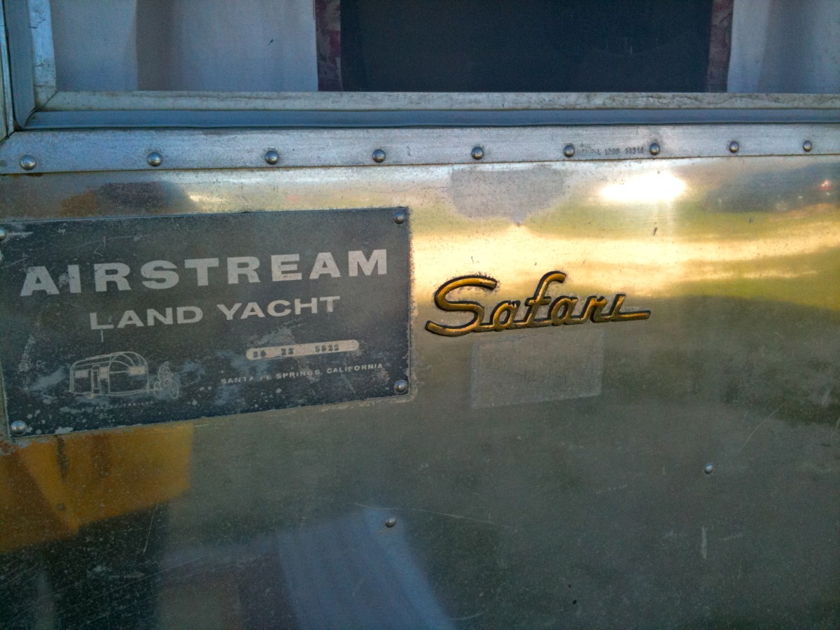 1965 AIRSTREAM SAFARI
Bubel