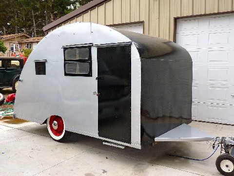 1947 KOMFORT KOACH TRAILER
George Garza
Santa Maria, California