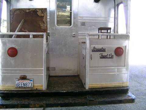 1965 STREAMLINE
TRAVEL CAR
Madrigal & Moreland