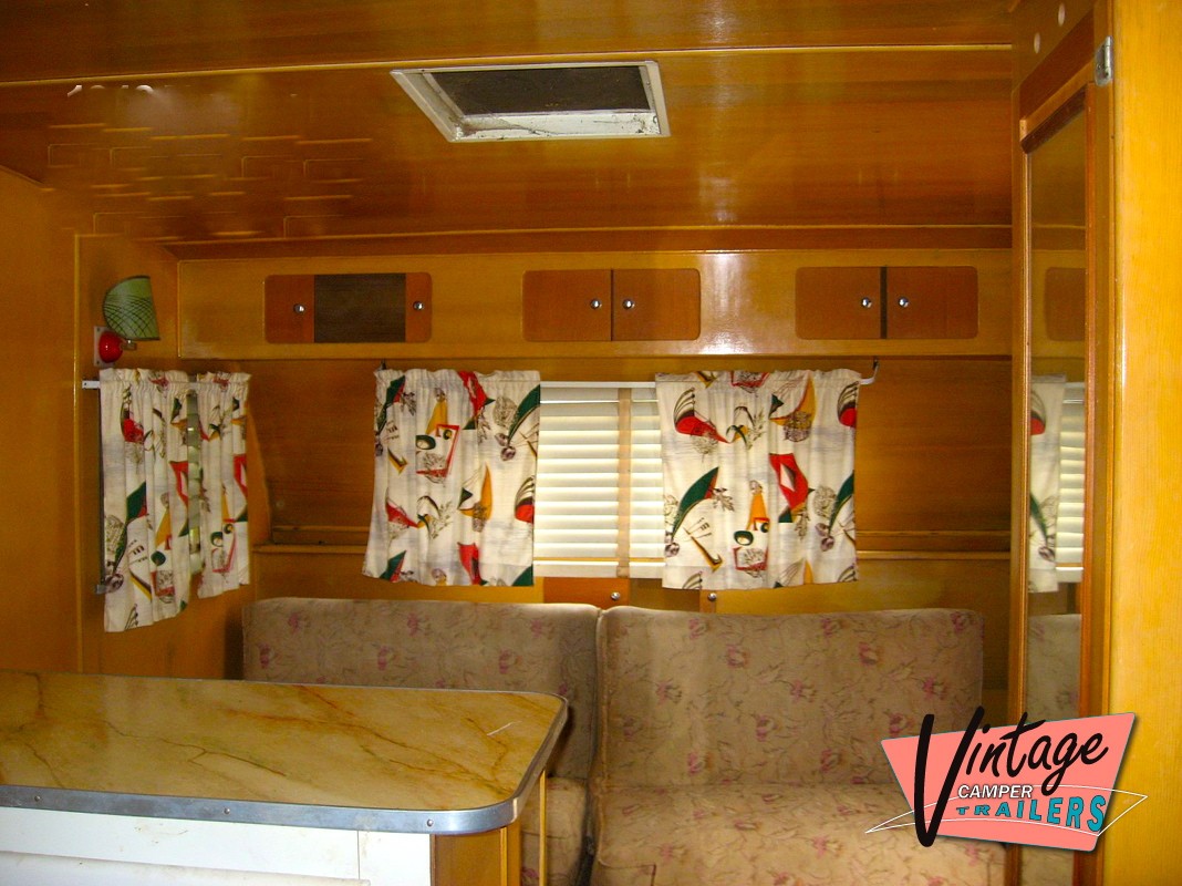 1948 TRAILERCRAFT
Lacitinola