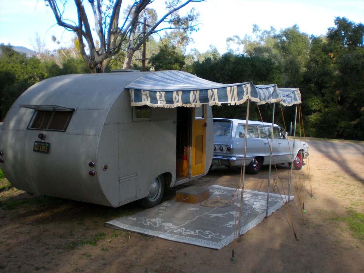 1950 Crown Travel Trailer
1963 Chevy Impala
Station Wagon
Rod and Shirley Hallock
Chino Hills, California