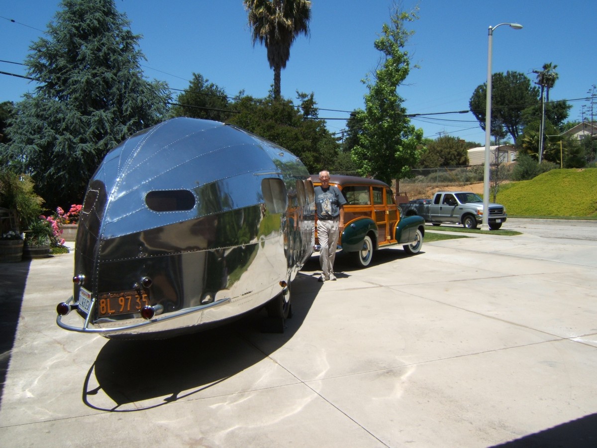 1935 Bowlus
Road Chief
1947 Chevrolet Woodie
Con & Carole Oamek
Redlands, California