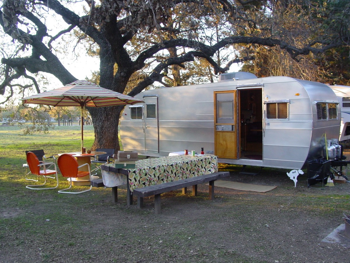 1950 Moble Sportsman
Mike & Kitty Keenan
Wagonmaster
Orange, California