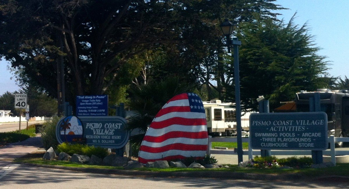 Pismo Coast Village entrance