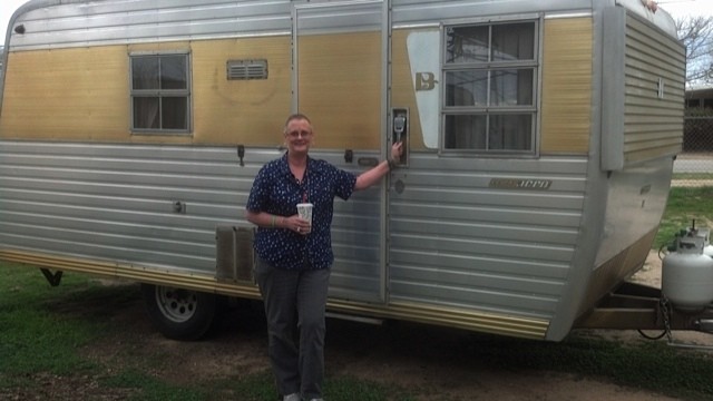 
1965 Boles Aero
Karen meets her new, vintage trailer for the very first time... 