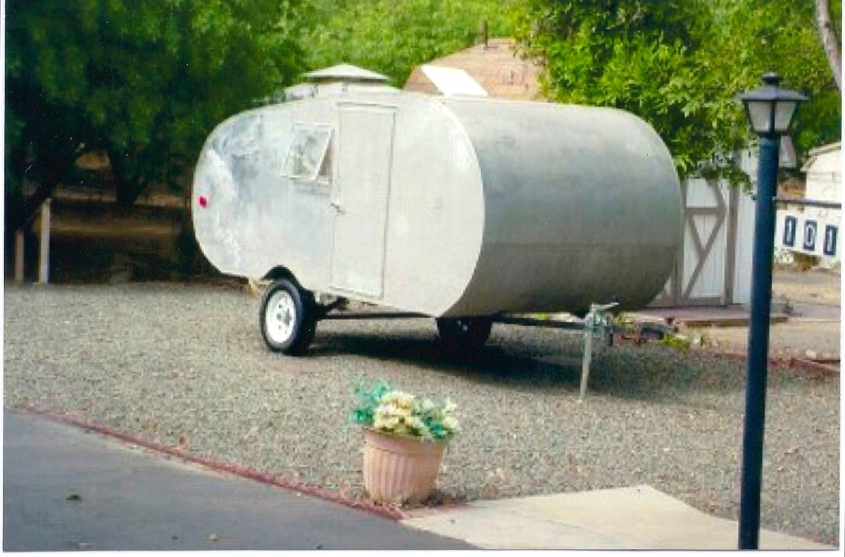 1950 Tear Drop Maxi
Woody & Jasmine Kroll
Seattle, Washington