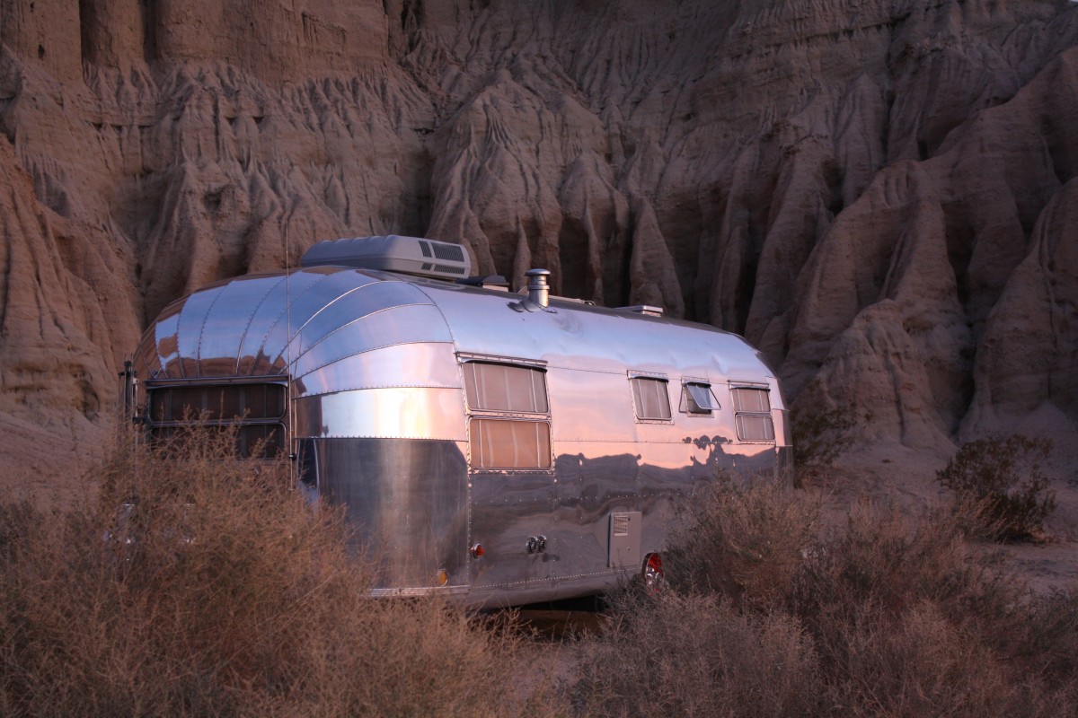 1952 Airstream Cruiser
Kenley & Jan Cornett
Valencia, California