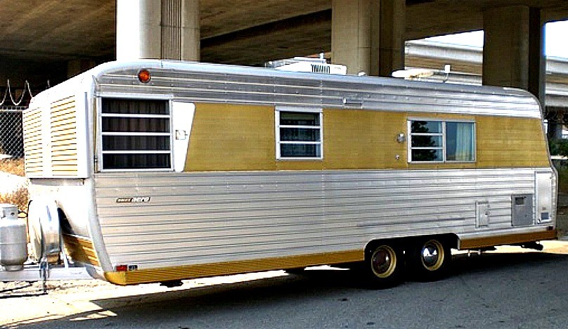 1971 Boles Aero Ambassador
Clark & Sherry Weiss
Elk Grove, California