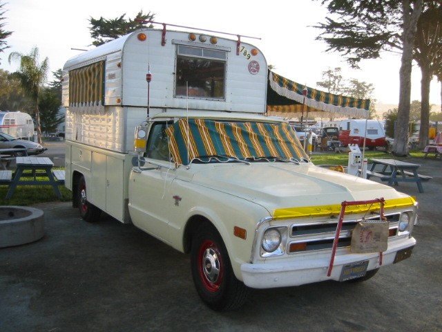 
1968 Alaskan Camper
&amp; Chevy C-30
Milton Newman
Kehei, Hawaii 