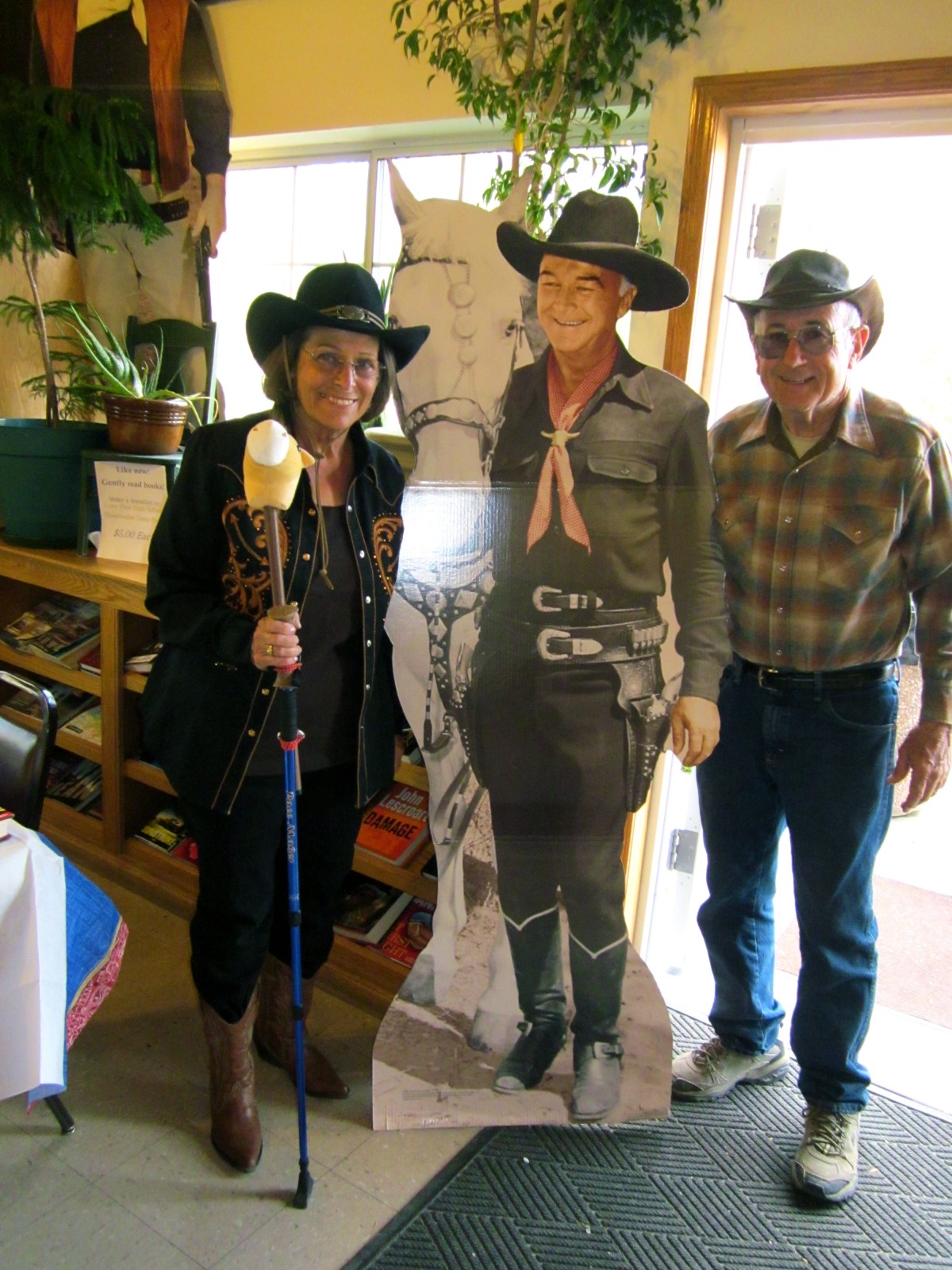 Toni, Hoppy & Chuck