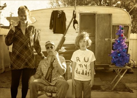 "Proud to be
Trailer Trash!"
1958 Shasta Airflyte
Anne, Kurt & Clara Brotcke
Santa Ana, California