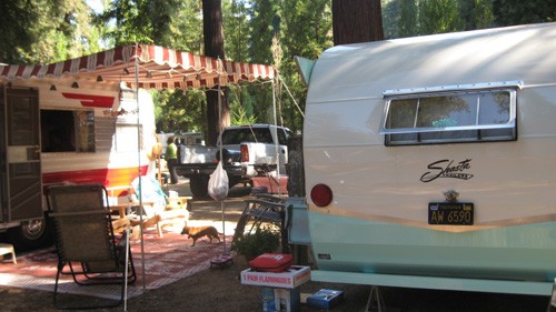 
Beautiful weather, tall redwood trees, loads of activities, wonderful folks, gorgeous vintage trailers 