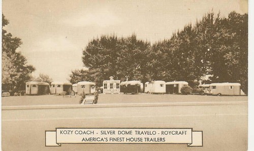 
c. early 1940s
one cent stamp
KOZY COACH-SILVER DOME TRAVELO-ROYCRAFT
AMERICA'S FINEST HOUSE TRAILERS
Howard Linn, Ohio's oldest and largest House Trailer Dealer...
1020-S (MWM "DUO-GRAVE"; Mid-West Map Co.,Missouri) 