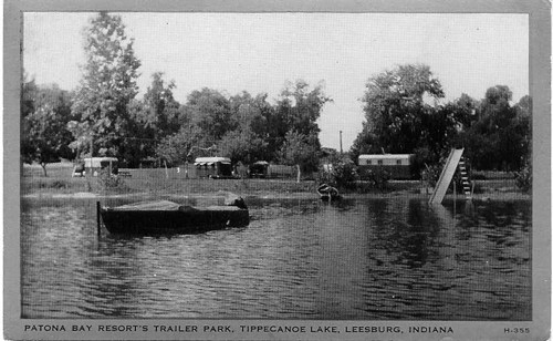 
c. 1940s
PATONA BAY RESORT'S
TRAILER PARK
Tippecanoe Lake
Leesburg, Indiana
H-355; (MFD. by Wayne Paper Box &amp; Prtg. Corp., Ind.)
 
