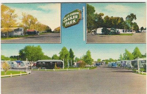 
c. early 1950s
Valley Gardens
Trailer Park
Phoenix, Arizona
E-11016 (Teknitone Process by E.B. Thomas, Mass.) 