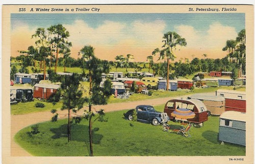 
c. 1937
A Winter Scene in a 
Trailer City
St. Petersburg, Florida
S35; 7A-H3452
("C.T. Art-Colortone,Chicago)
Gulf Coast Card Co., Inc., Fla.
 