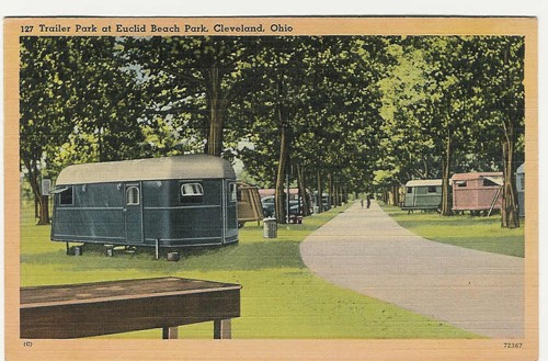 
c.
PM 1942
Trailer Park at Euclid Beach Park,
Cleveland, Ohio
127; (c); 72367
(Tichnor Bros., Inc., Mass.)
Braun Art Publishing Co., Ohio
 