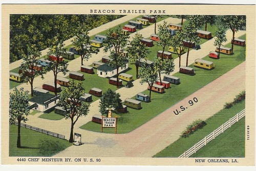 
c. 1946
BEACON TRAILER PARK
NEW ORLEANS. LA.
6B-H1272(Genuine CURTEICH, Chicago)
Thos. Dunne, LA. 