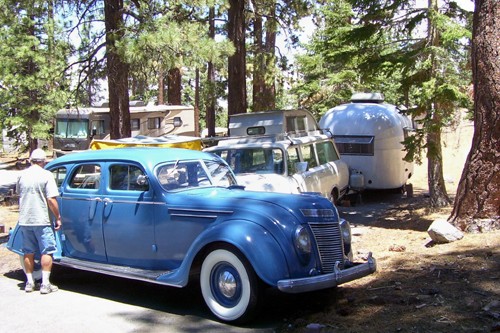 We had to say good-by early, but we had a good time with wonderful vintage trailer folks . . .