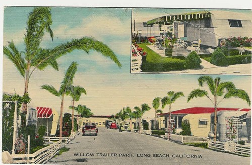 c.
Willow Trailer Park
California's Finest New Deluxe and Modern Trailer Park
Long Beach, California
(TEKNITONE Process by E.B.Thomas)
E-11058