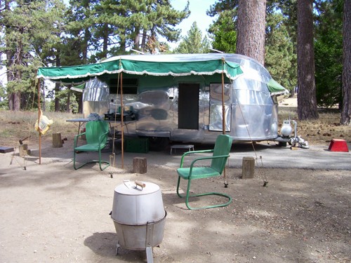 
Airstream
Thanks, Doug, for co-sponsoring this camping weekend . . . 