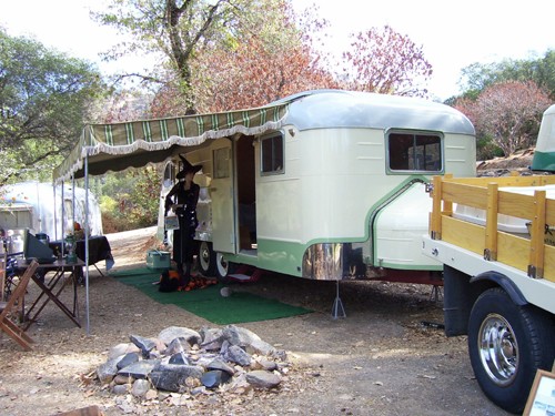 
'50 Westcraft Coronado 
Pullman Custom 