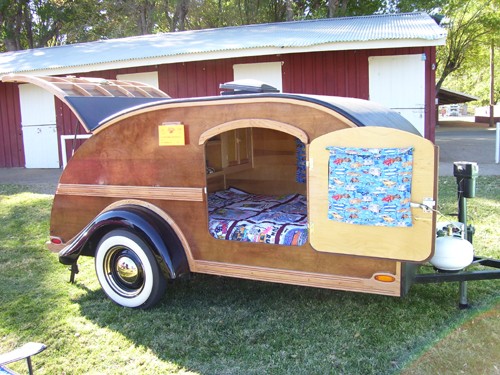 
Wood Homebuilt Teardrop
 