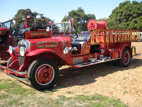 1930 Ahrens Fox
Fire Engine
Menlo Park, CA