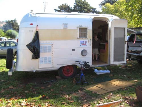 
1965 Silver Streak 