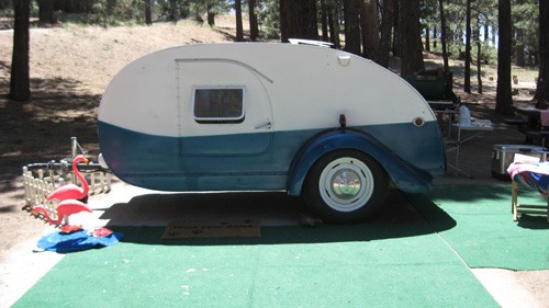 
1947 Ken-Skill 
Kustom Kamper
 