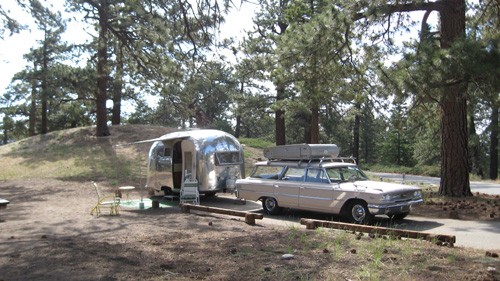 www.dougsvintagetrailers.com
Click on slideshow for quick overview
