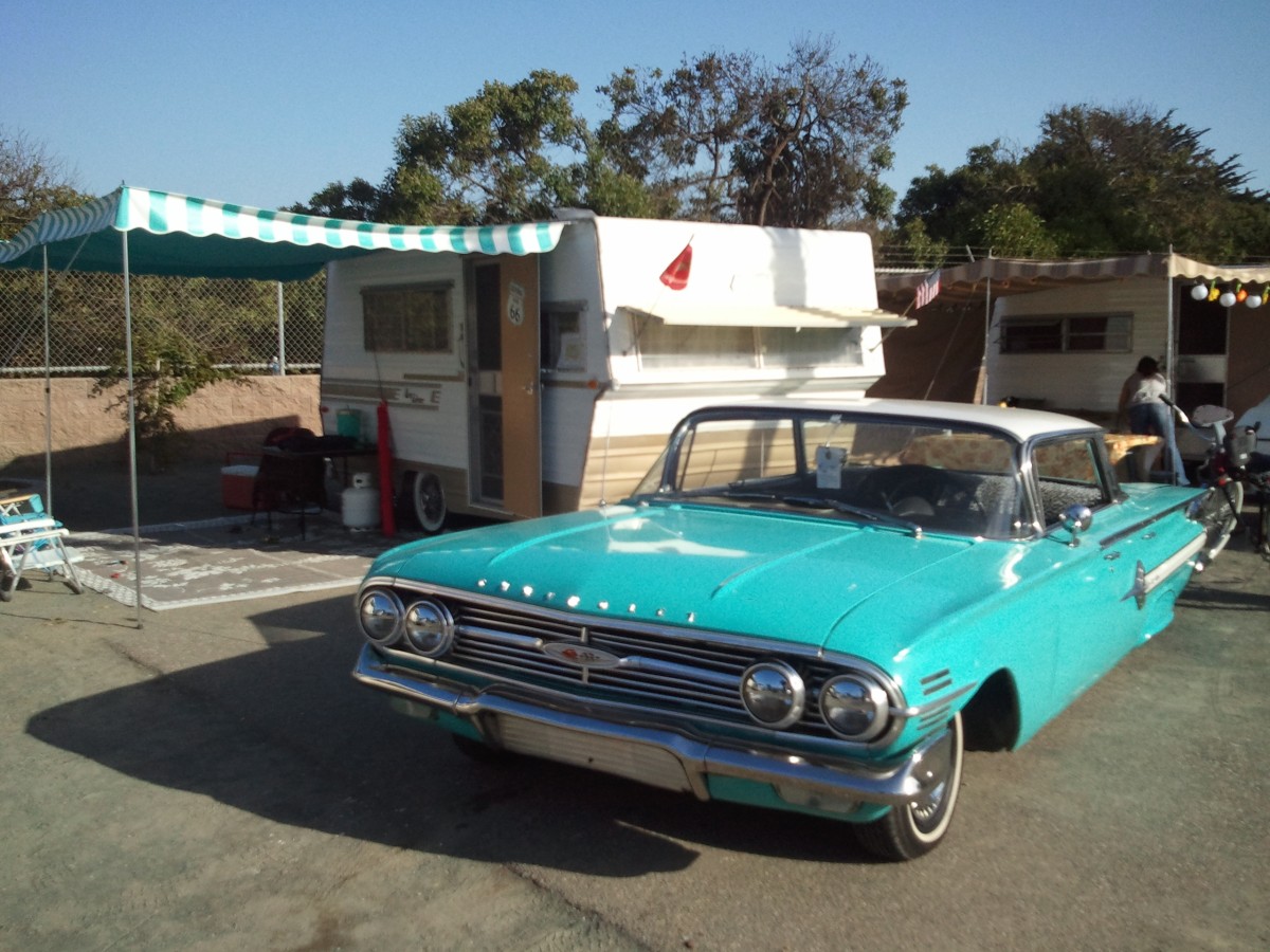 
1966 Aristocrat Lo-Liner
[1960 Chevy Impala tow]
Joe &amp; Sara Garcia
Santa Maria, California 