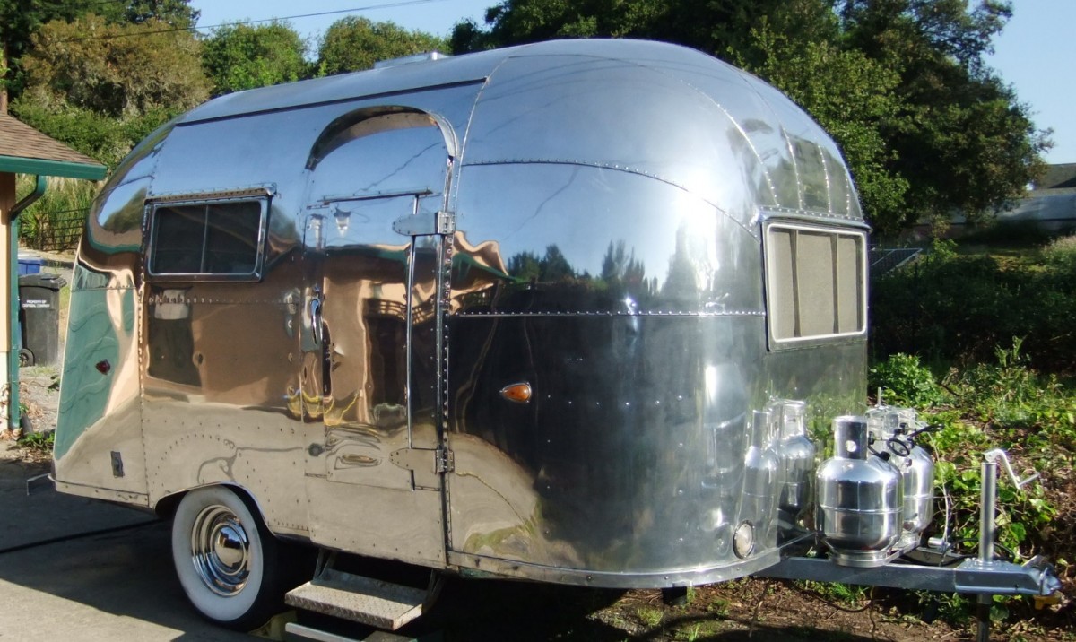 
1957 Airstream Bubble
Larry &amp; Nancy Malon
Sebastopol, California 