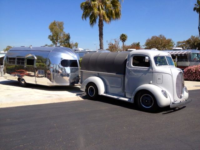 
1947 Curtis Wright
[1939 Ford COE tow]
Jim Randall
Vista, California 