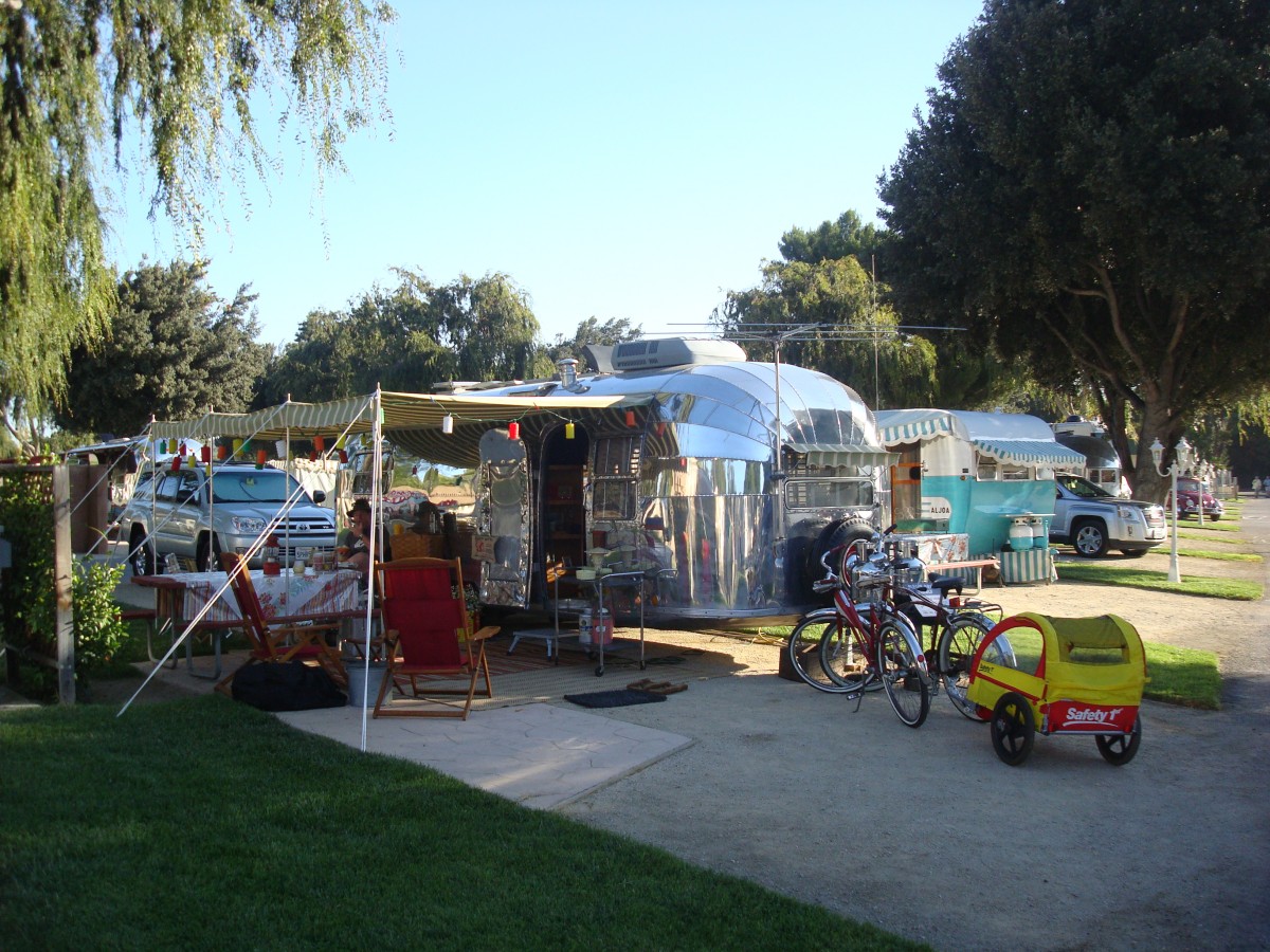 1952 Airstream Cruiser
Cornett