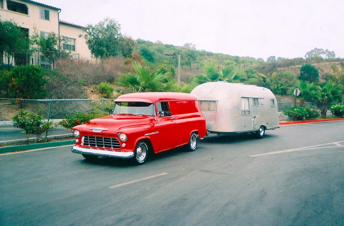 1957 Airstream
Flying Cloud
Skip & Karen Rear
Pasadena, California