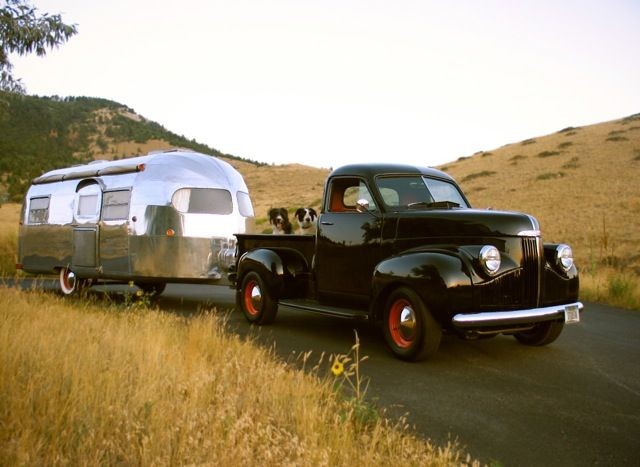
1949 Curtis Wright Clipper 
[1948 Studebaker M5 Pickup tow]
Dal &amp; Jane Smilie
Helena, Montana 